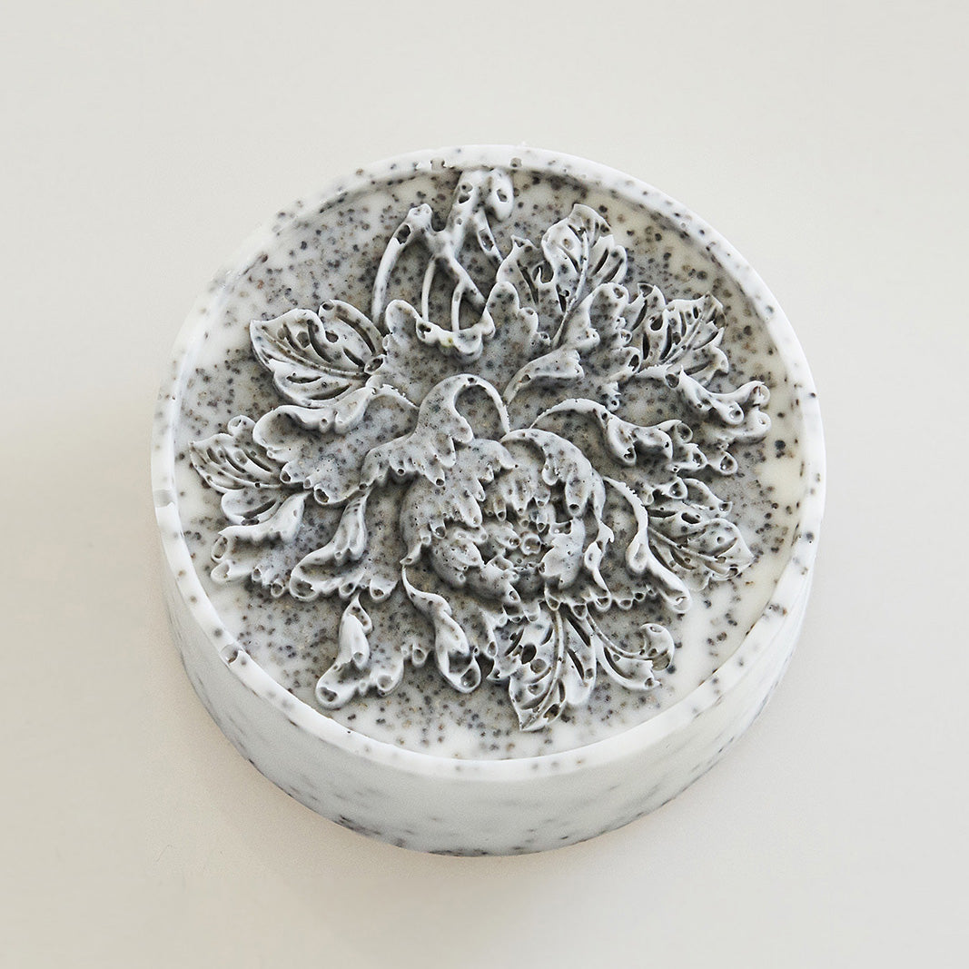 Hand Poured Soap - A Secret Garden N.1