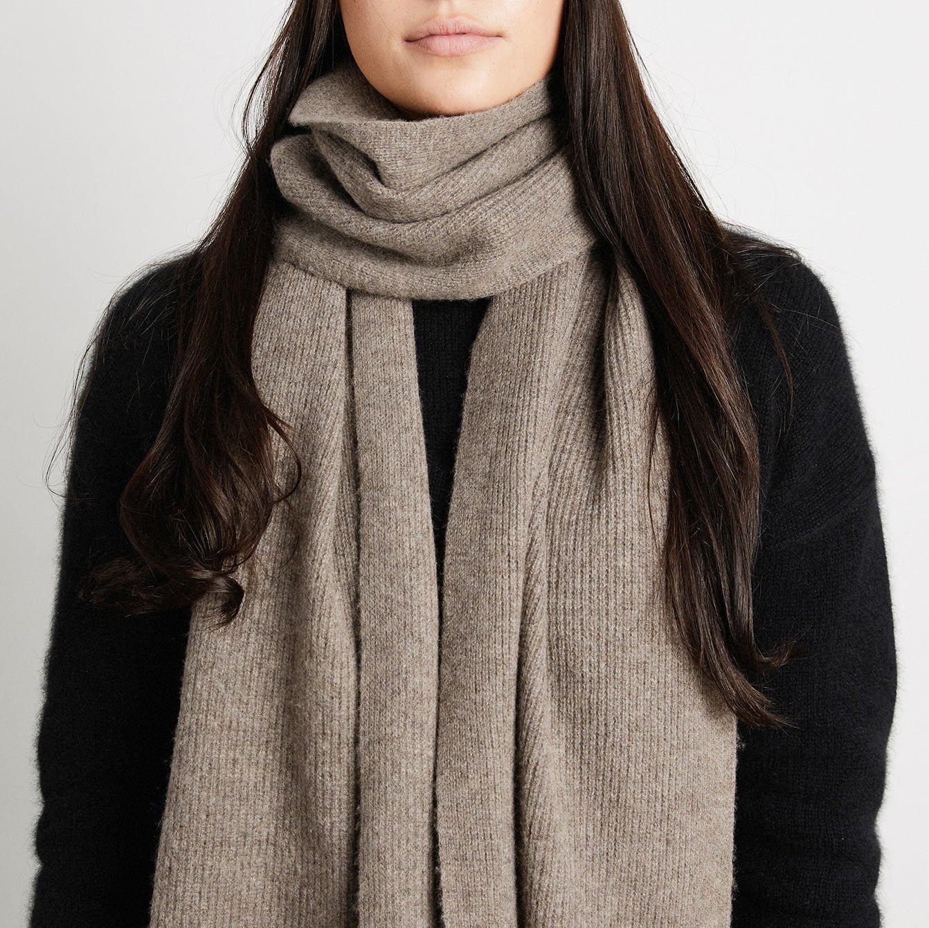 +Beryll Cashmere Scarf | Sandy Gray - +Beryll Worn By Good People