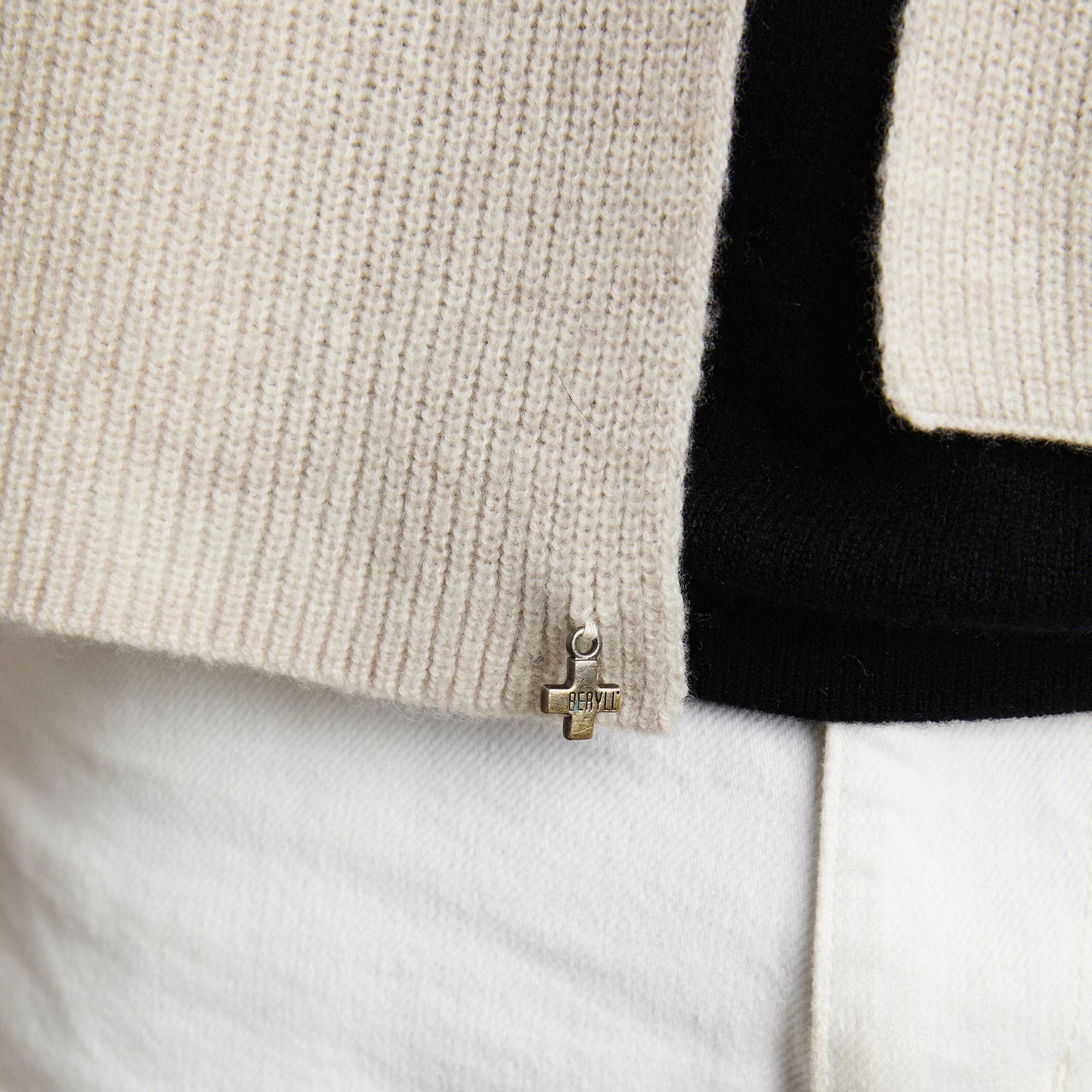 +Beryll Cashmere Scarf | White Water - +Beryll Worn By Good People