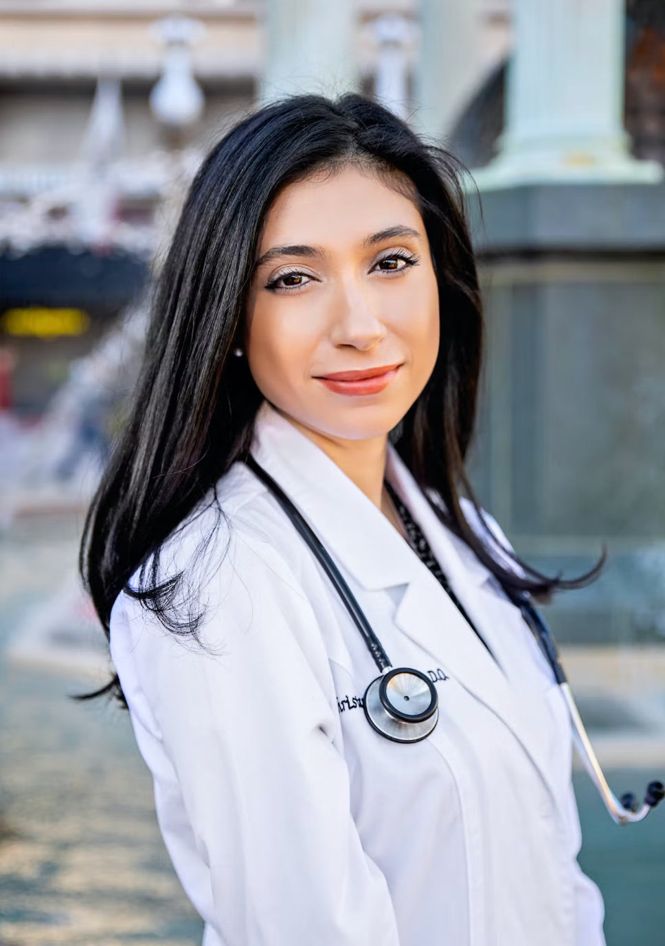 Holistic Medicine with Dr. Christara Avaness